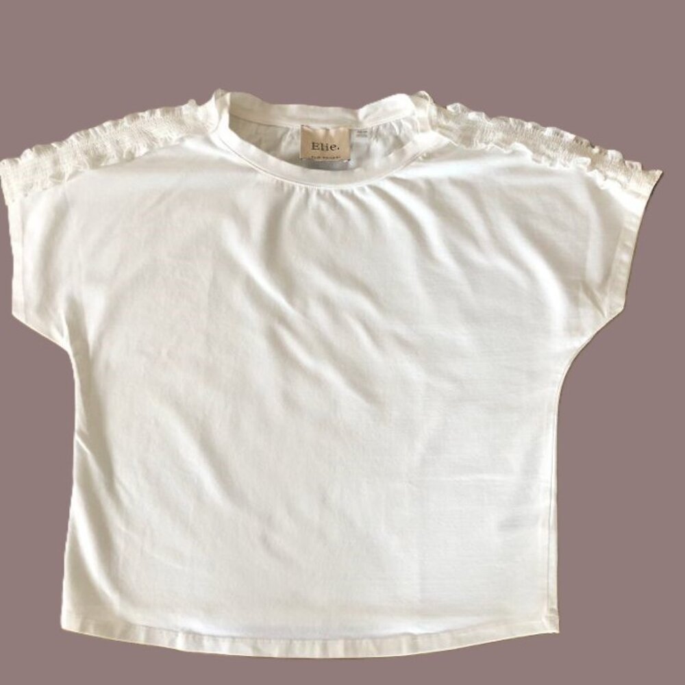 Elie Tahari White Tee Shirt with Ruffle Trim Size XS